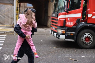 Удар російського безпілотника по дитячому садочку в Харкові 22 жовтня 2025 року