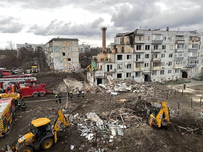Проведення експертизи та допомога постраждалим: на якому етапі ліквідація наслідків обстрілу Полтави 1 лютого Проведення експертизи та допомога постраждалим: на якому етапі ліквідація наслідків обстрілу Полтави 1 лютого