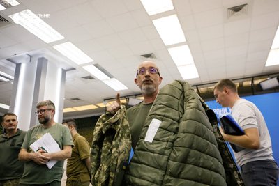 Міністр оборони України Олексій Резніков під час пресконференції у Києві, 28 серпня 2023 року Міністр оборони України Олексій Резніков під час пресконференції у Києві, 28 серпня 2023 року