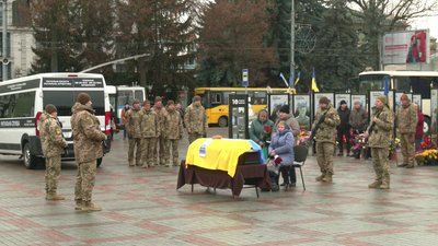 Загинув на Донеччині: з бійцем Романом Рудюком, якого вважали зниклим безвісти, попрощалися у Рівному Загинув на Донеччині: з бійцем Романом Рудюком, якого вважали зниклим безвісти, попрощалися у Рівному