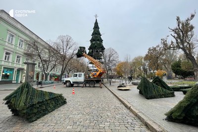 У міськради розповіли, коли відкриють головну ялинку Одеси та чи буде святкування У міськради розповіли, коли відкриють головну ялинку Одеси та чи буде святкування