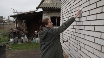 "Ми чули прильоти. Падали безпілотники": ніжинці про російську атаку в ніч на 25 квітня "Ми чули прильоти. Падали безпілотники": ніжинці про російську атаку в ніч на 25 квітня