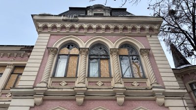 "Пряничний будиночок" на Максиміліанівській, 11 "Пряничний будиночок" на Максиміліанівській, 11