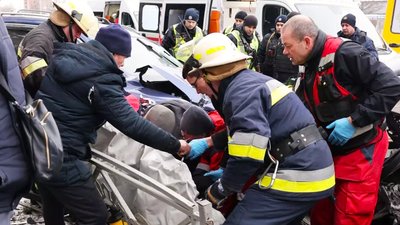 У Кропивницькому внаслідок дорожньої аварії травмувались двоє людей