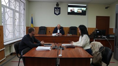 Обвинувачений у підпалі ТЦК у Сумах утретє змінив захисника Обвинувачений у підпалі ТЦК у Сумах утретє змінив захисника