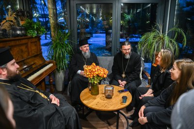 Предстоятель ПЦУ Епіфаній провідав поранених захисників України у Полтаві Предстоятель ПЦУ Епіфаній провідав поранених захисників України у Полтаві