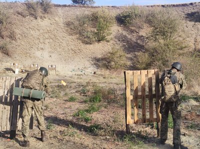 заняття навчання новобранців 25 окрема повітрянодесантна Січеславська бригада Донецька область 7 жовтня 2024 рік заняття навчання новобранців 25 окрема повітрянодесантна Січеславська бригада Донецька область 7 жовтня 2024 рік