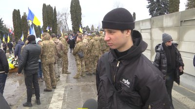 У Тернополі провели в останню дорогу нацгвардійця Олексія Гонту У Тернополі провели в останню дорогу нацгвардійця Олексія Гонту
