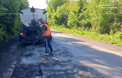 На ремонт доріг Житомирщини цьогоріч виділили вдвічі менше фінансування, ніж торік На ремонт доріг Житомирщини цьогоріч виділили вдвічі менше фінансування, ніж торік