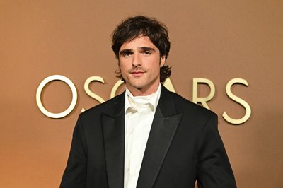 Джейкоб Елорді на 16-тій церемонії Governors Awards, 16 листопада 2025 року Джейкоб Елорді на 16-тій церемонії Governors Awards, 16 листопада 2025 року