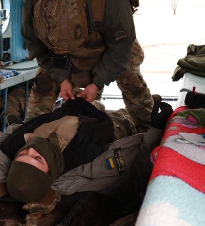 "Під вогнем часу майже немає": історія бойового медика миколаївської бригади "Під вогнем часу майже немає": історія бойового медика миколаївської бригади