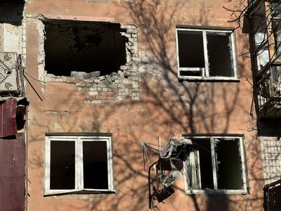 Платіжки за комунальні послуги. Як діяти жителям Херсона, якщо житло зруйноване Платіжки за комунальні послуги. Як діяти жителям Херсона, якщо житло зруйноване