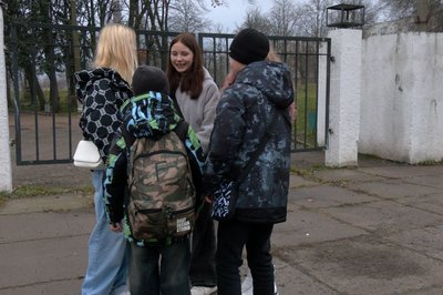 Волонтери з Черкащини вуличними співами зібрали 800 тисяч гривень для армії Волонтери з Черкащини вуличними співами зібрали 800 тисяч гривень для армії