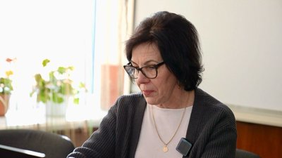 вчителька, урок, дистанційне навчання, школа, Любов Росяк вчителька, урок, дистанційне навчання, школа, Любов Росяк