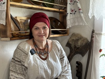 Борщ з пелюстками