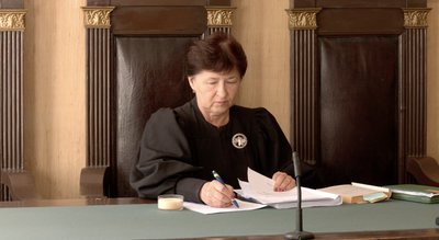 Запобіжний захід для підозрюваного у зґвалтуванні підлітка у Котельві: що призначили у суді в Полтаві Запобіжний захід для підозрюваного у зґвалтуванні підлітка у Котельві: що призначили у суді в Полтаві