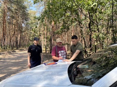 Падіння уламків російських боєприпасів та спека: які причини загорань у лісах на Полтавщині Падіння уламків російських боєприпасів та спека: які причини загорань у лісах на Полтавщині