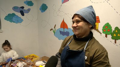 "Додати води та проварити 5 хвилин": як "Кухарська зграя вовченят" з Ніжина готує сухі пайки бійцям на фронт "Додати води та проварити 5 хвилин": як "Кухарська зграя вовченят" з Ніжина готує сухі пайки бійцям на фронт