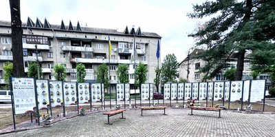 Як у громадах Буковини зберігають памʼять про загиблих військових Як у громадах Буковини зберігають памʼять про загиблих військових