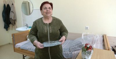 "Хустинка добра": волонтери влаштували акцію для жінок, які лікуються в онкоцентрі Волині "Хустинка добра": волонтери влаштували акцію для жінок, які лікуються в онкоцентрі Волині