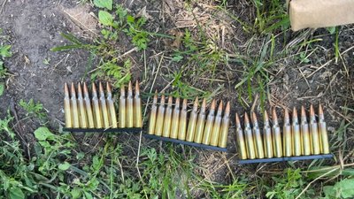 У Смілі затримали чоловіка, який, за версією поліції, продавав гранати У Смілі затримали чоловіка, який, за версією поліції, продавав гранати
