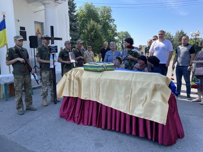 Прощання з Юрієм Андрієвським у Полтаві 1 липня 2024: як це було Прощання з Юрієм Андрієвським у Полтаві 1 липня 2024: як це було