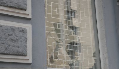 Армія РФ опівдні обстріляла центр Сум