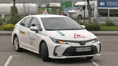 "Тут сидять з ночі": що відбувається з талонами в Луцькому сервісному центрі