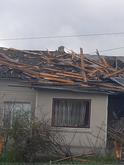 Штормовий вітер, наслідки негоди на Тернопільщині Штормовий вітер, наслідки негоди на Тернопільщині