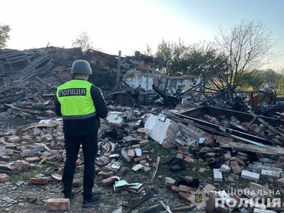 Пошкоджені будинки, ферма та лінії електропередач: наслідки ударів РФ по Сумщині Пошкоджені будинки, ферма та лінії електропередач: наслідки ударів РФ по Сумщині