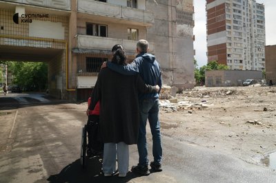 Родина після обстрілів Родина після обстрілів