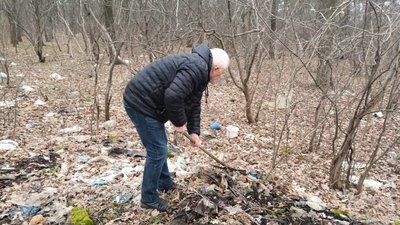 Сміття у кропивницькому лісопарку: хто повинен прибирати Сміття у кропивницькому лісопарку: хто повинен прибирати