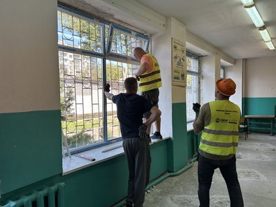 У Кременчуці відновлюють ліцей, пошкоджений 6 липня під час атаки російського БпЛА У Кременчуці відновлюють ліцей, пошкоджений 6 липня під час атаки російського БпЛА