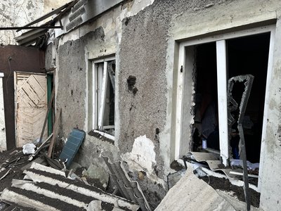 Будинок у Покровську після влучання ракети РФ, 30 листопада 2023 рік, Донеччина Будинок у Покровську після влучання ракети РФ, 30 листопада 2023 рік, Донеччина