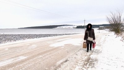 зима, жителька села зима, жителька села