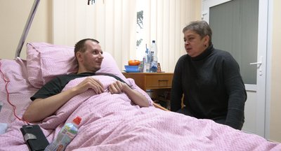 Потрапив на концерт земляка: як лікарняні клоуни Рівного здійснили мрію паралізованого бійця Потрапив на концерт земляка: як лікарняні клоуни Рівного здійснили мрію паралізованого бійця