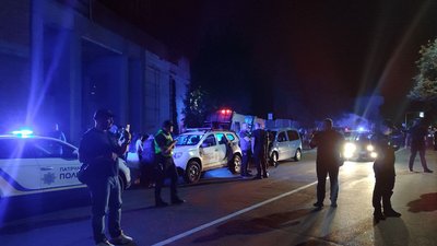У Вінниці люди штурмують міський ТЦК та СП: що відомо У Вінниці люди штурмують міський ТЦК та СП: що відомо