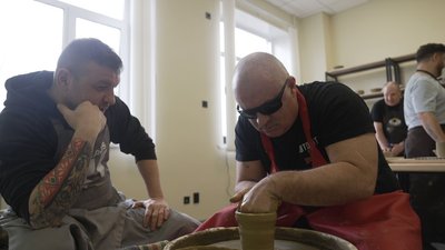 У Вінниці стартував проєкт "Гончарство у темряві 2.0" У Вінниці стартував проєкт "Гончарство у темряві 2.0"