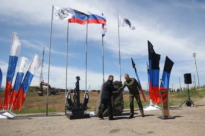 Deputy defense minister of the Russian Federation Timur Ivanov and acting head of the Donetsk region occupation administration Denis Pushilin Deputy defense minister of the Russian Federation Timur Ivanov and acting head of the Donetsk region occupation administration Denis Pushilin