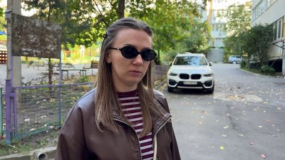Мешканка будинку Лєна Мешканка будинку Лєна