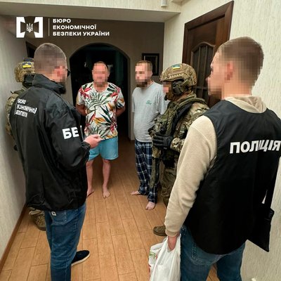 Понад 10 млн грн збитків державі. Посадовців міськради Дніпра підозрюють у розтраті грошей, виділених на тероборону Понад 10 млн грн збитків державі. Посадовців міськради Дніпра підозрюють у розтраті грошей, виділених на тероборону
