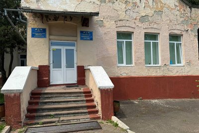 Чернівецька гімназія №1 Чернівецька гімназія №1