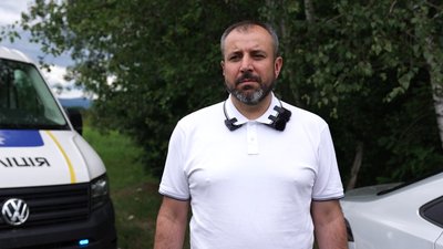На Буковині тривають пошуки чоловіка, який стріляв у поліцейських: що відбувається в селі На Буковині тривають пошуки чоловіка, який стріляв у поліцейських: що відбувається в селі