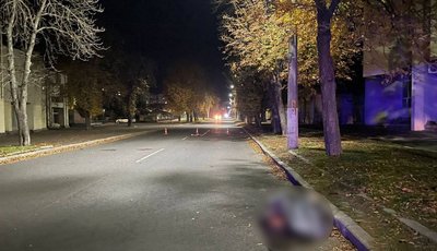 У Черкасах на пішохідному переході насмерть збили 18-річного хлопця У Черкасах на пішохідному переході насмерть збили 18-річного хлопця