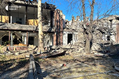 РФ ударила балістикою по Одесі: є поранені РФ ударила балістикою по Одесі: є поранені
