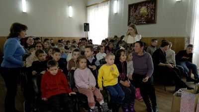"Радий, що моя мрія здійснилася": вихованці спецшколи на Вінниччині отримали подарунки до Різдва "Радий, що моя мрія здійснилася": вихованці спецшколи на Вінниччині отримали подарунки до Різдва