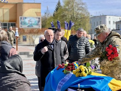 З 40-річним військовим Володимиром Бірулею попрощалися у Рівному З 40-річним військовим Володимиром Бірулею попрощалися у Рівному