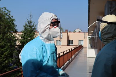 "Пацієнт" із судомами та повна готовність медиків: в Ужгороді відпрацювали сценарій спалаху холери "Пацієнт" із судомами та повна готовність медиків: в Ужгороді відпрацювали сценарій спалаху холери