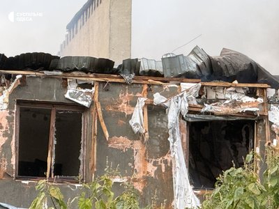 «У квартирі не залишилося жодного цілого вікна»: що розповіли очевидці про атаку РФ на Одещину вдень 24 вересня «У квартирі не залишилося жодного цілого вікна»: що розповіли очевидці про атаку РФ на Одещину вдень 24 вересня
