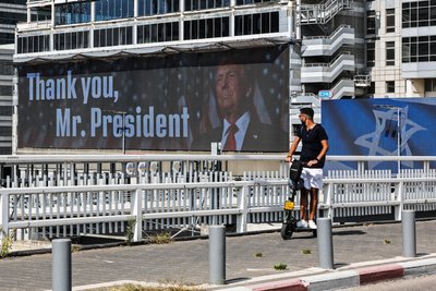 Трамп показав силу, а Тегеран перекриттям Омрузької протоки вистрілить собі в ногу — що пише світ про атаку США на Іран Трамп показав силу, а Тегеран перекриттям Омрузької протоки вистрілить собі в ногу — що пише світ про атаку США на Іран